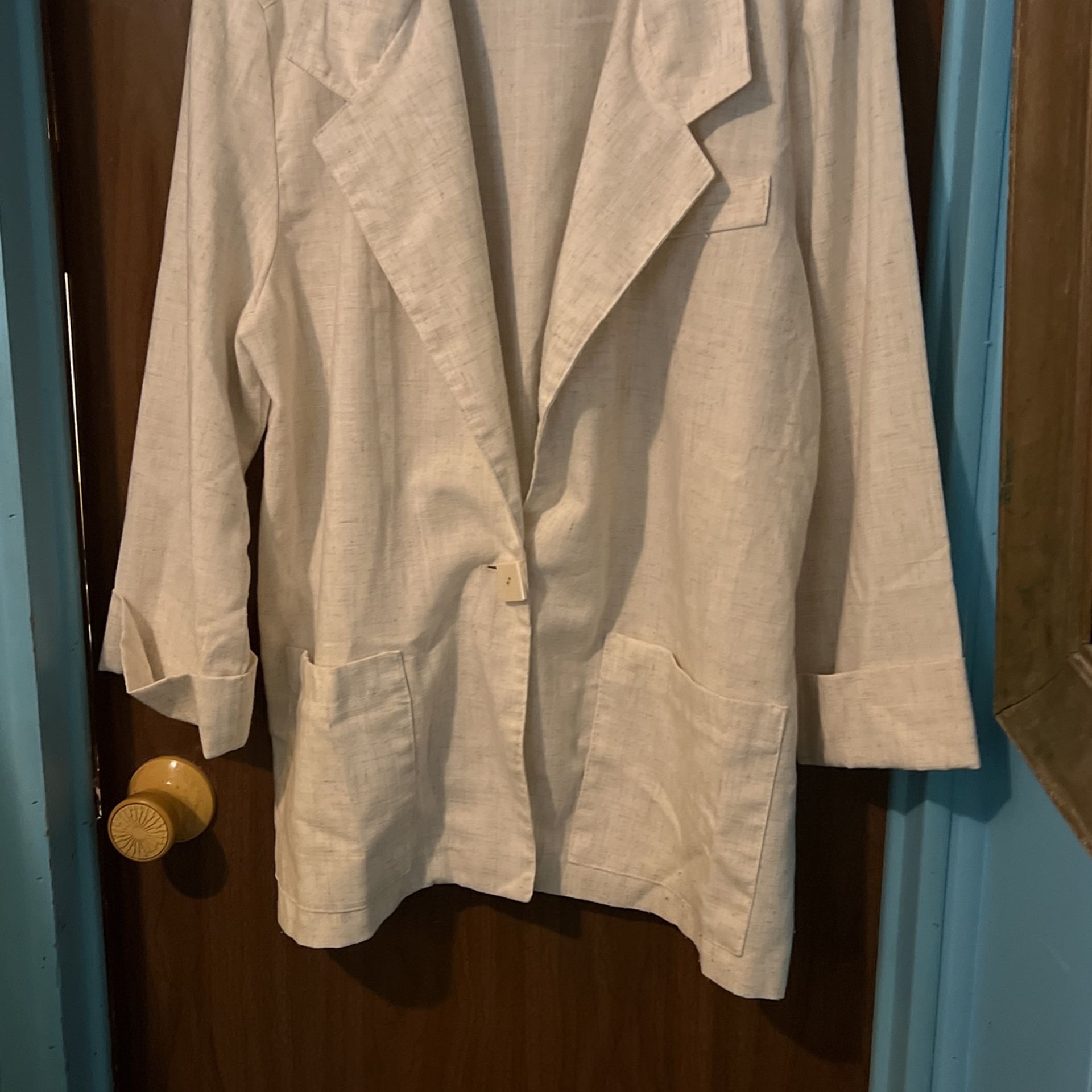 Beautiful Off White Jacket From Cricket Lane Size Large