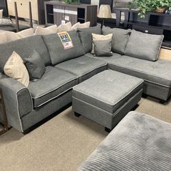 Grey Sectional W/storage Ottoman! $699 💙🏠