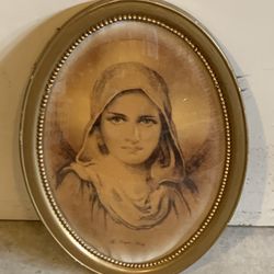 Antique Wooden Beaded Frame w/Convex Bubble Glass and Photo of The Virgin Mary