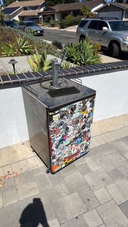 Kegerator small fridge