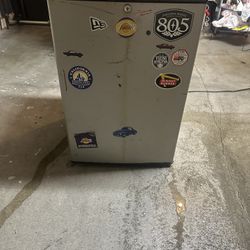 Frigidaire Mini Fridge