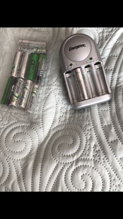 Battery Charger & Rechargeable Batteries