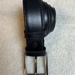 Black Genuine Leather Belt Silver Tone Buckle Men’s Size US L