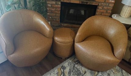 2 chairs and ottoman