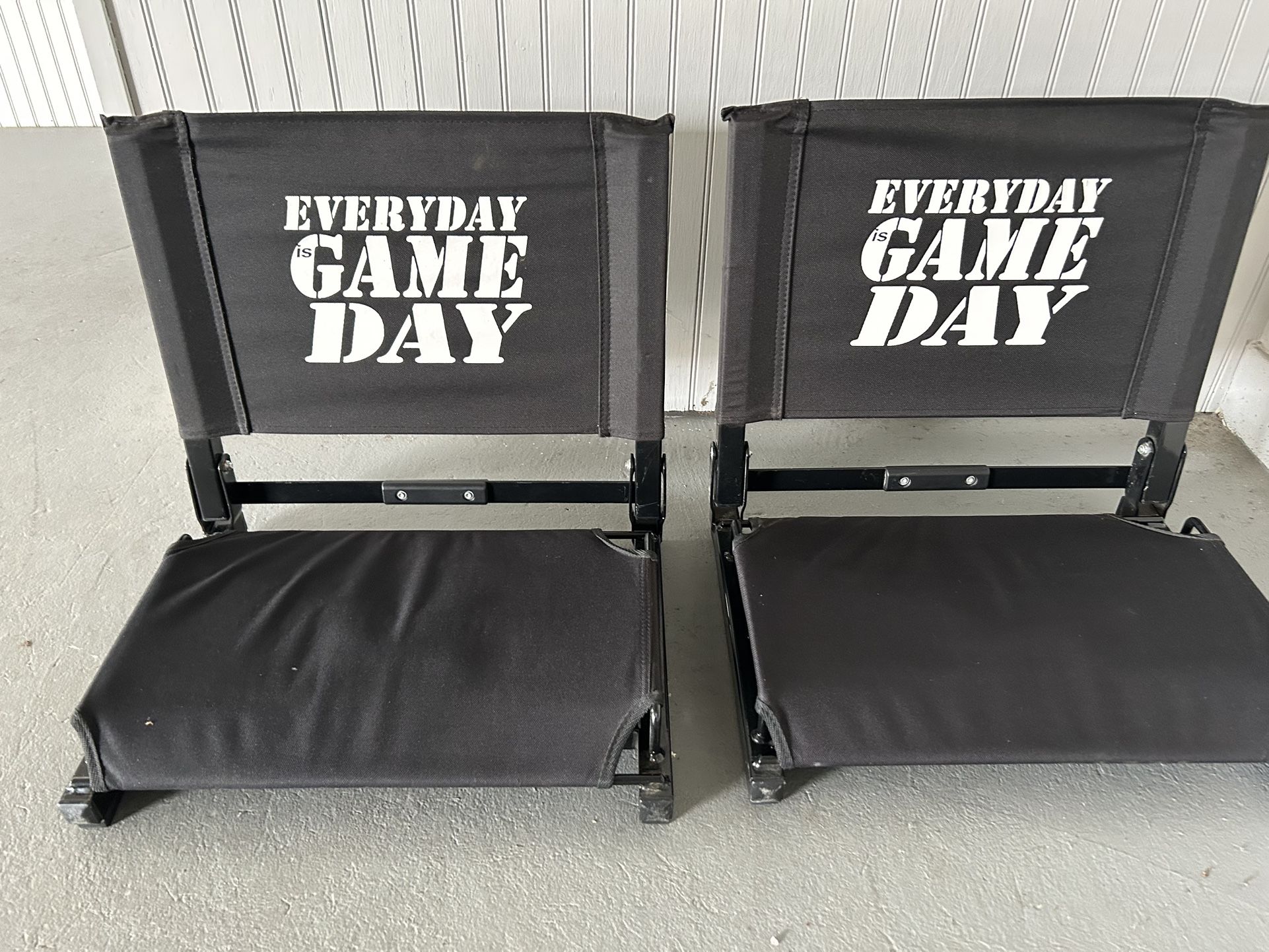 Heavy duty stadium chairs lot of two like new