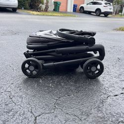 Compact Stroller 