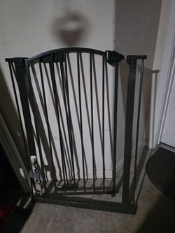 Baby gate