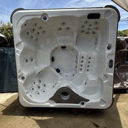 8k Hi End 6 Person  Fake Rock Look Cabinet Spa 