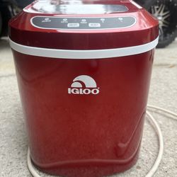 Igloo Cube Ice Maker