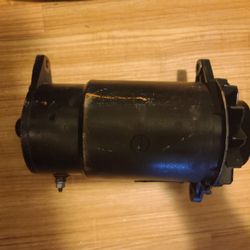 12 Volts Generator Great Condition 