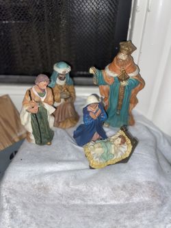 Small Nativity Set