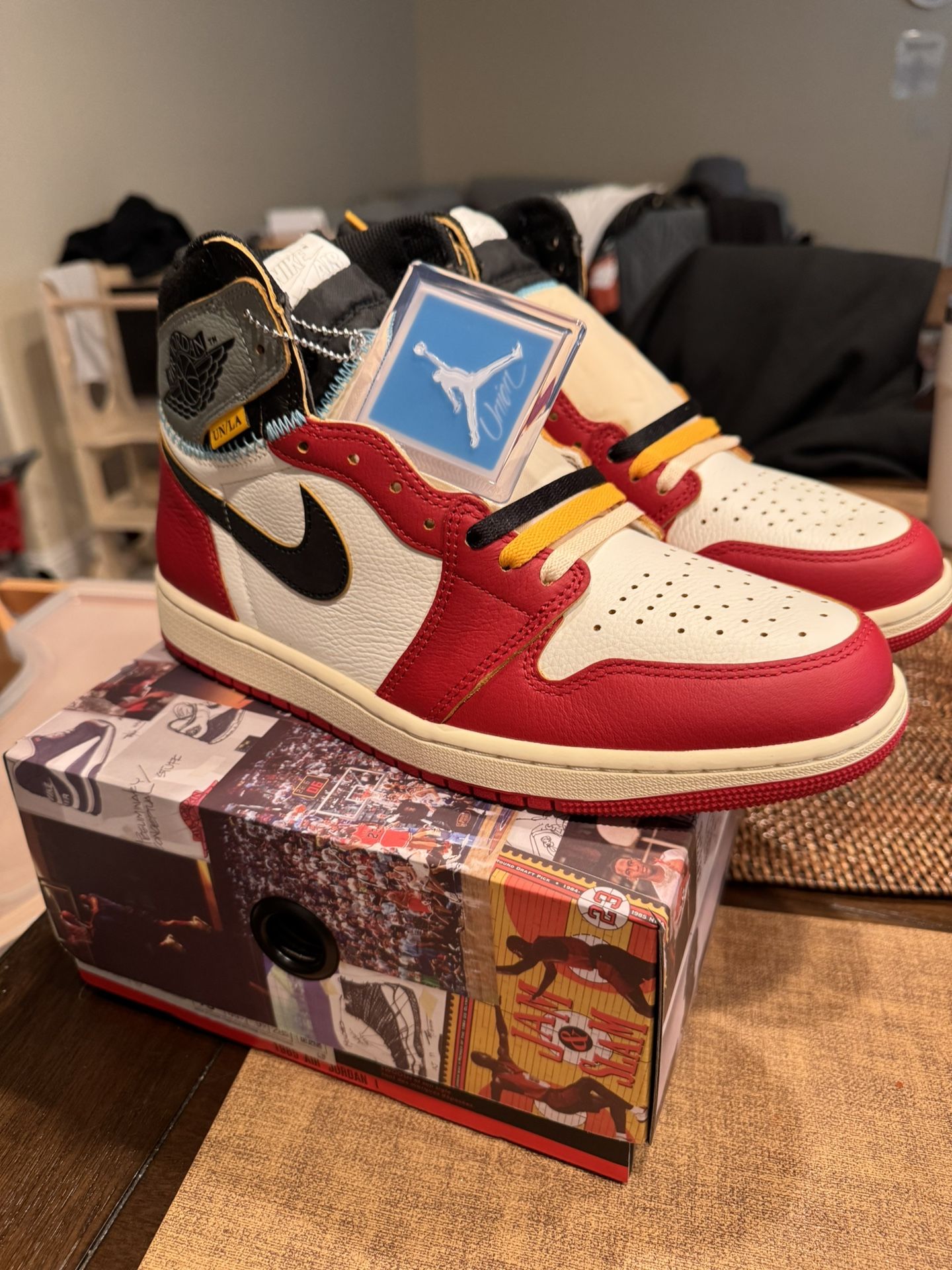 Sz 10.5M | Union x Air Jordan 1 High OG 'Chicago/Shadow