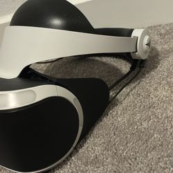 Complete PlayStation VR 1 Bundle – Headset, Camera, Move & Aim Controllers