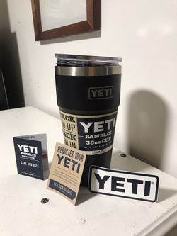 YETI Rambler 30 oz Drinkware Tumbler Travel Mug