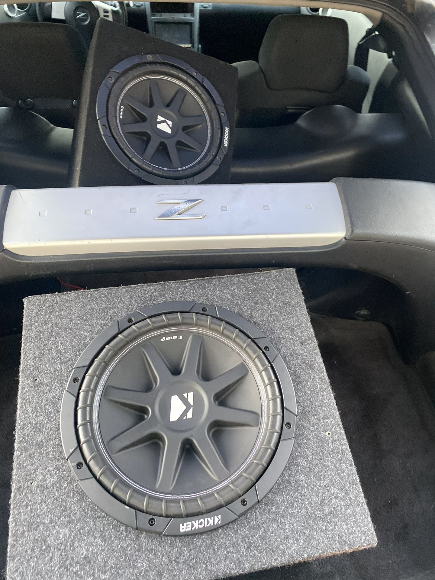12inch kicker Classic 12" Comp 4 Ohm Subwoofer