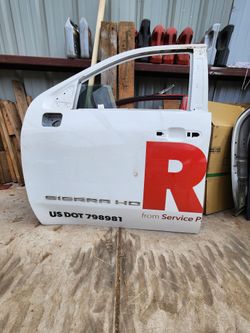 2020-2024 GMC Sierra HD Driver Side Front Door - OEM White