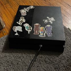 ps4 slim 600 gigabyte