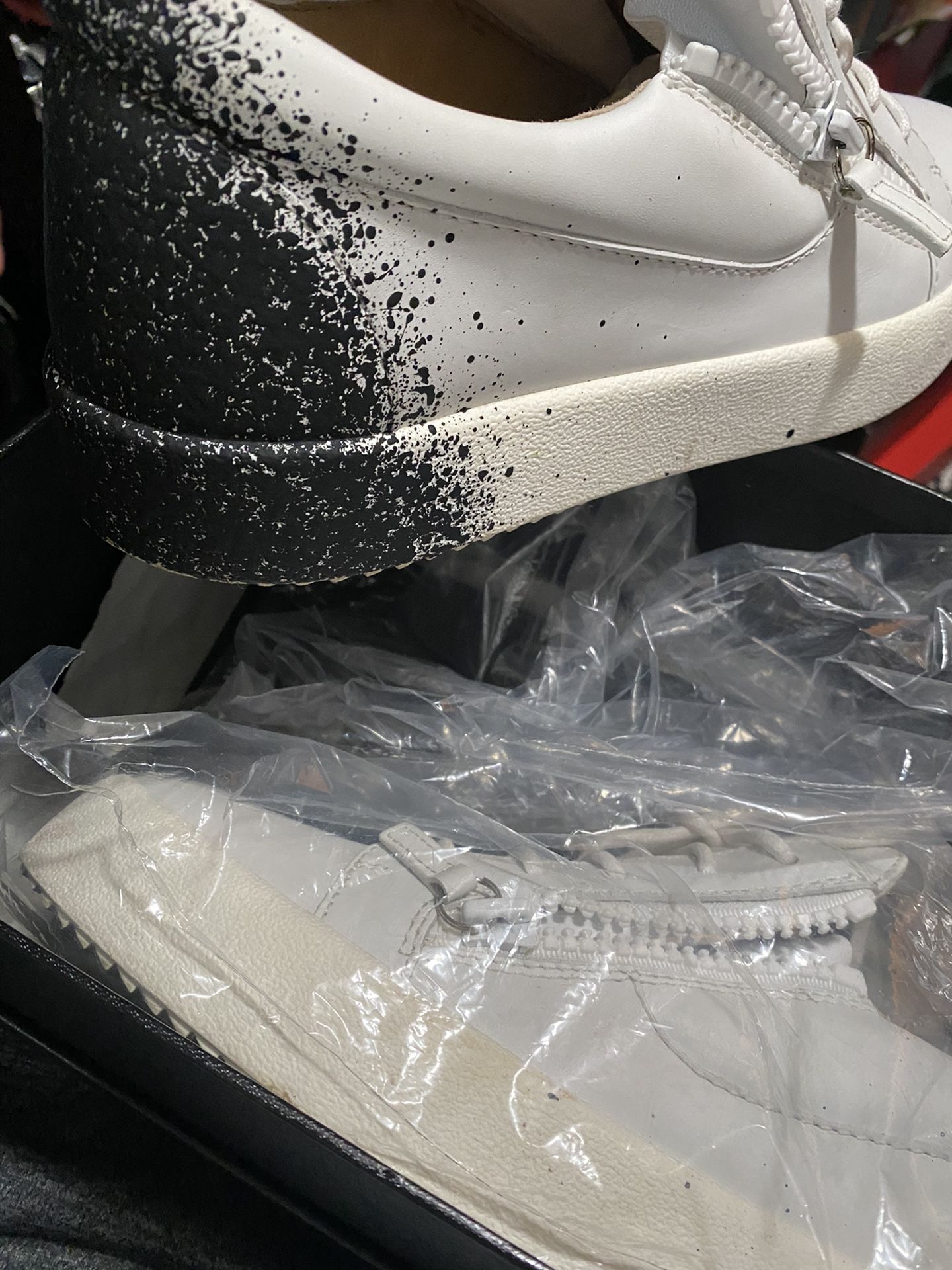 Giuseppe’s Size 44 Clothing