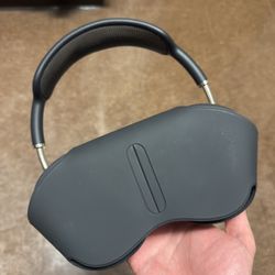 Barely Used Black AirPods Max For Sale