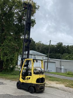2011 Hyster Forklift 