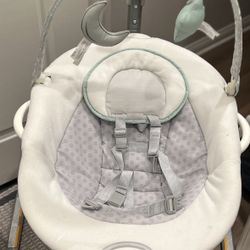 Graco Baby Swing (NO CORD)