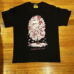 Bape tee cherry size M