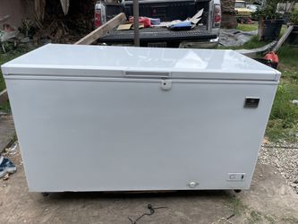 Commercial freezer