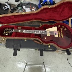 Gibson Electric Guitar