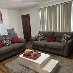 Couch An Love Seat Great Condition
