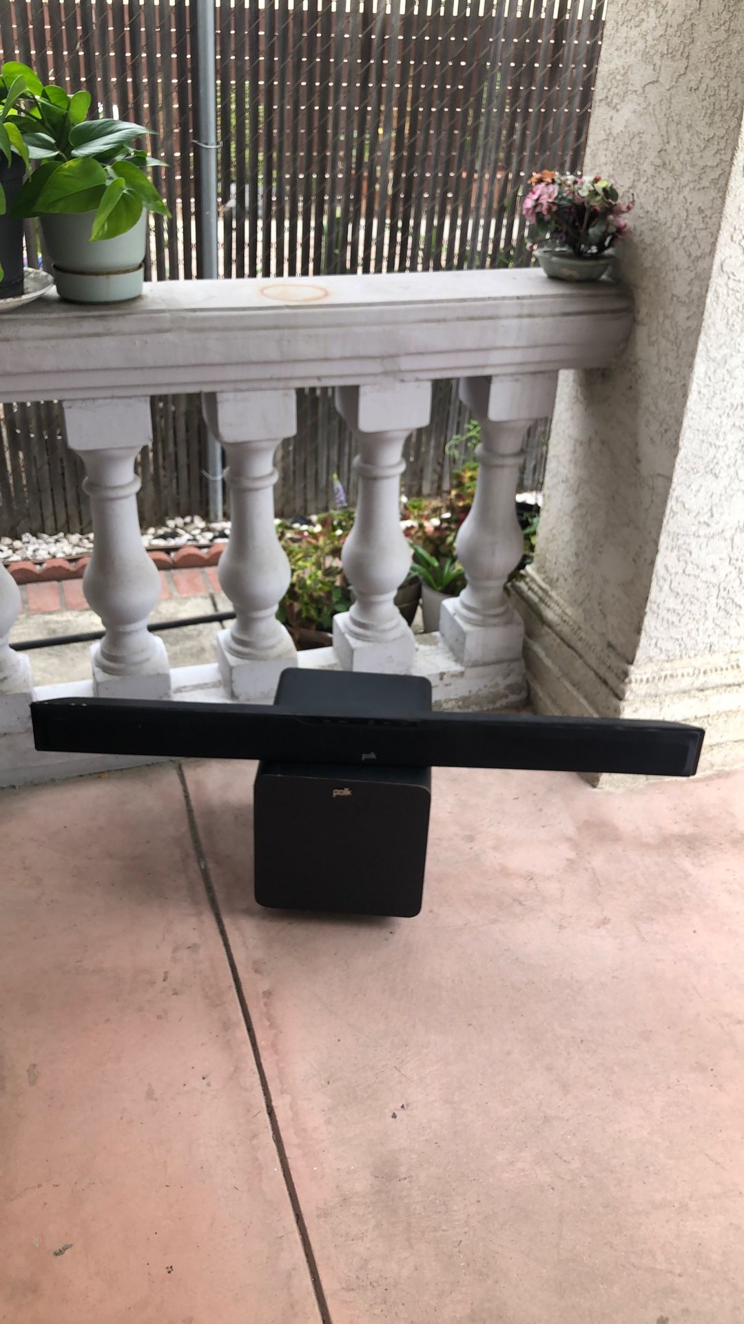 Polk Sound Bar Bluetooth. Subwoofer.