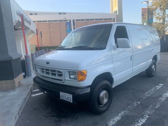 Título limpio vendo mi 2000 Ford truck Econolain 250 3/4 ton Van 4.2 l 6cilindros  motor Trasmision suspensión al100 no luzes en el tablero $4200 obo