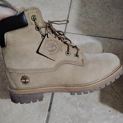 Timberlands Size 9 Mens