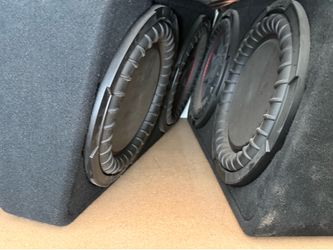 Kicker 10” subs