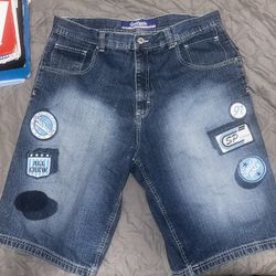 40$ Vintage Soutpole Jorts Size 38 Accepting Offers