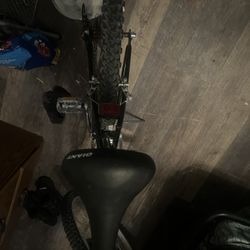 Giant Sedona Bike Great Condition 