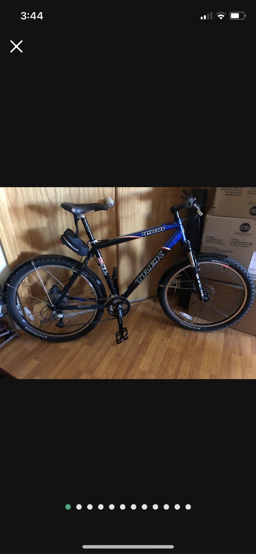TREK 4900 Mountain Bike ALPHA Aluminum Frame Bontrager Nebula Disc (like New)