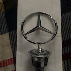 Mercedes Hood Emblem 