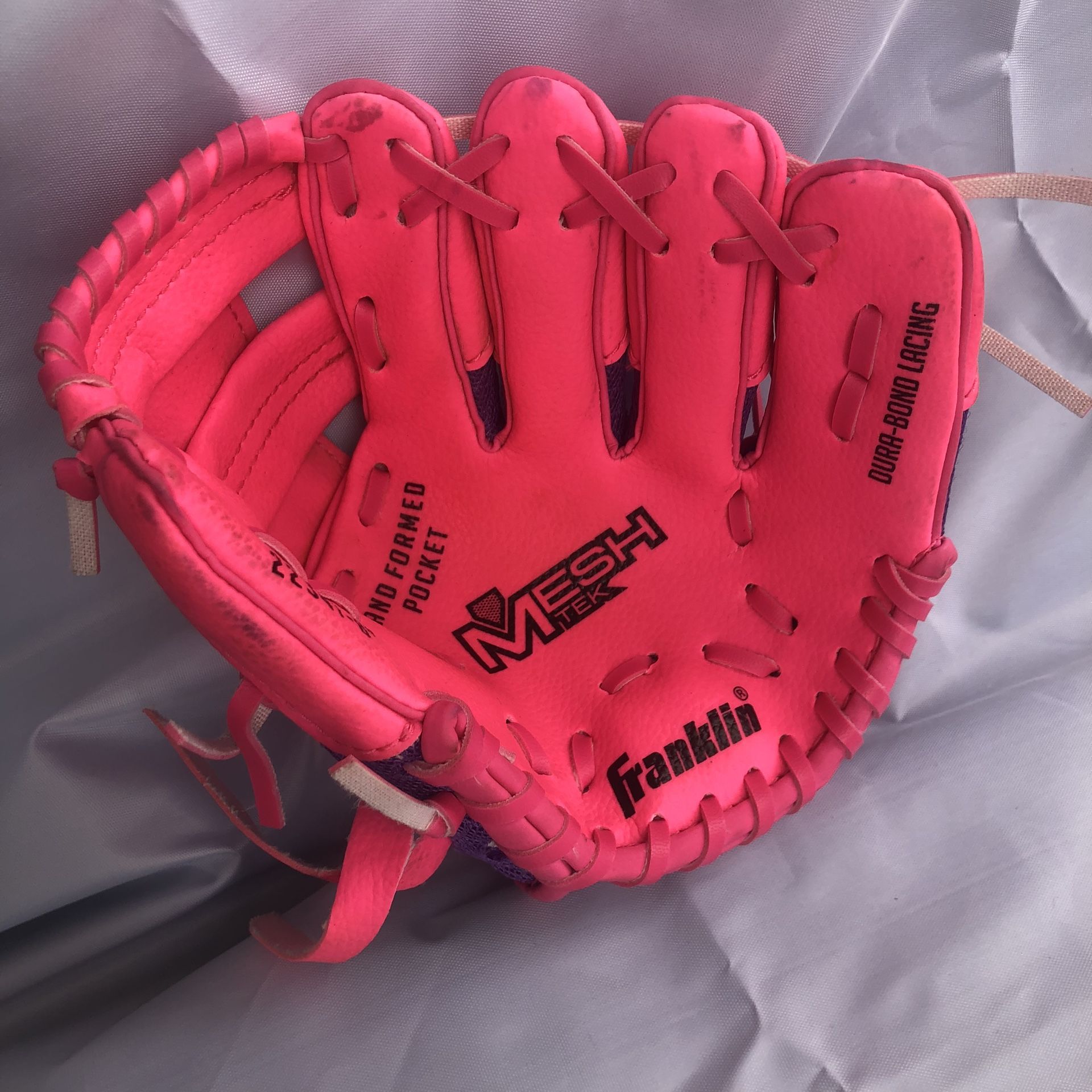 RTP Franklin 8 Inch 22347-8” Tee Ball Baseball Softball Glove Pink/purple Right Hand Throw