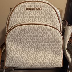 Michael Kors Book bag