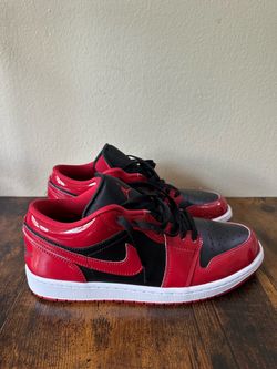 Jordan 1 Low Patent Vars Size 11.5 Men's
