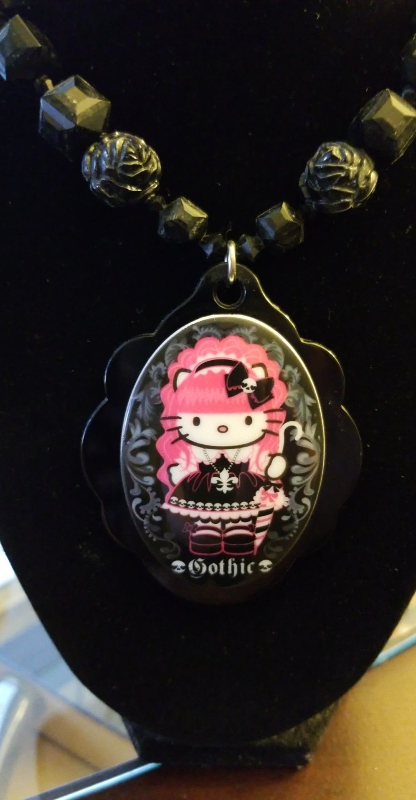 Hello kitty gothic Tarina Tarantino necklace