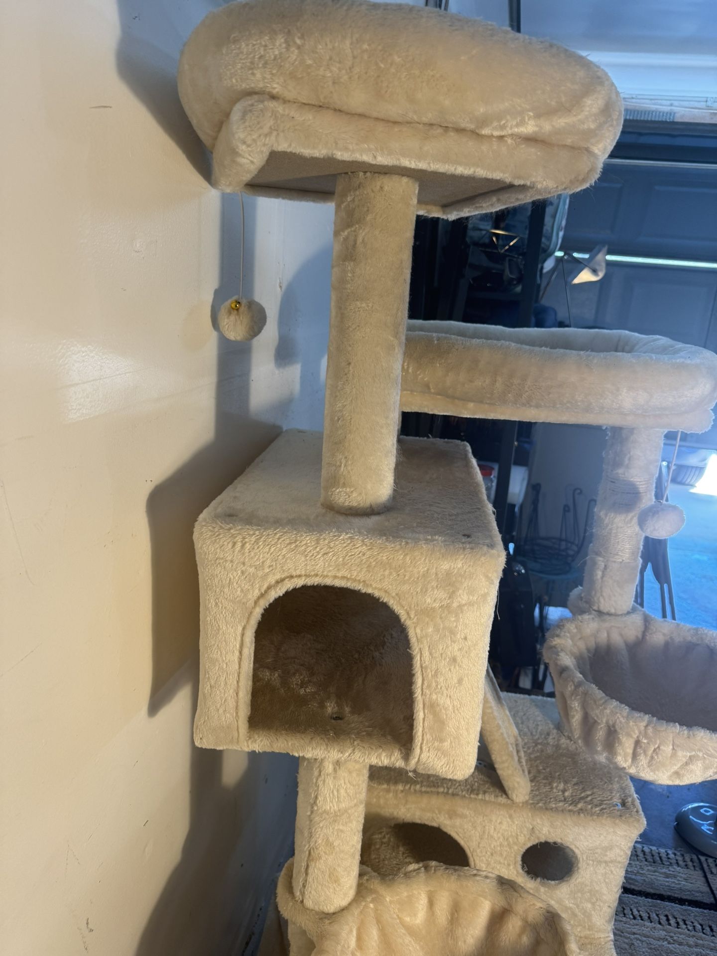 Cat Tree Multiple-leves 66 In