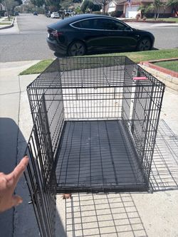 42” Large Double-Door Dog Crate – 42” x 28” x 30”