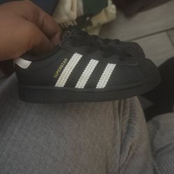 Adidas Superstar Size 6c