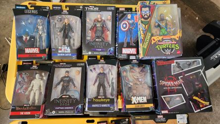Lot of Marvel Legends Action Figures and Misc Others Star Wars WWE TMNT **READ DESCRIPTION**