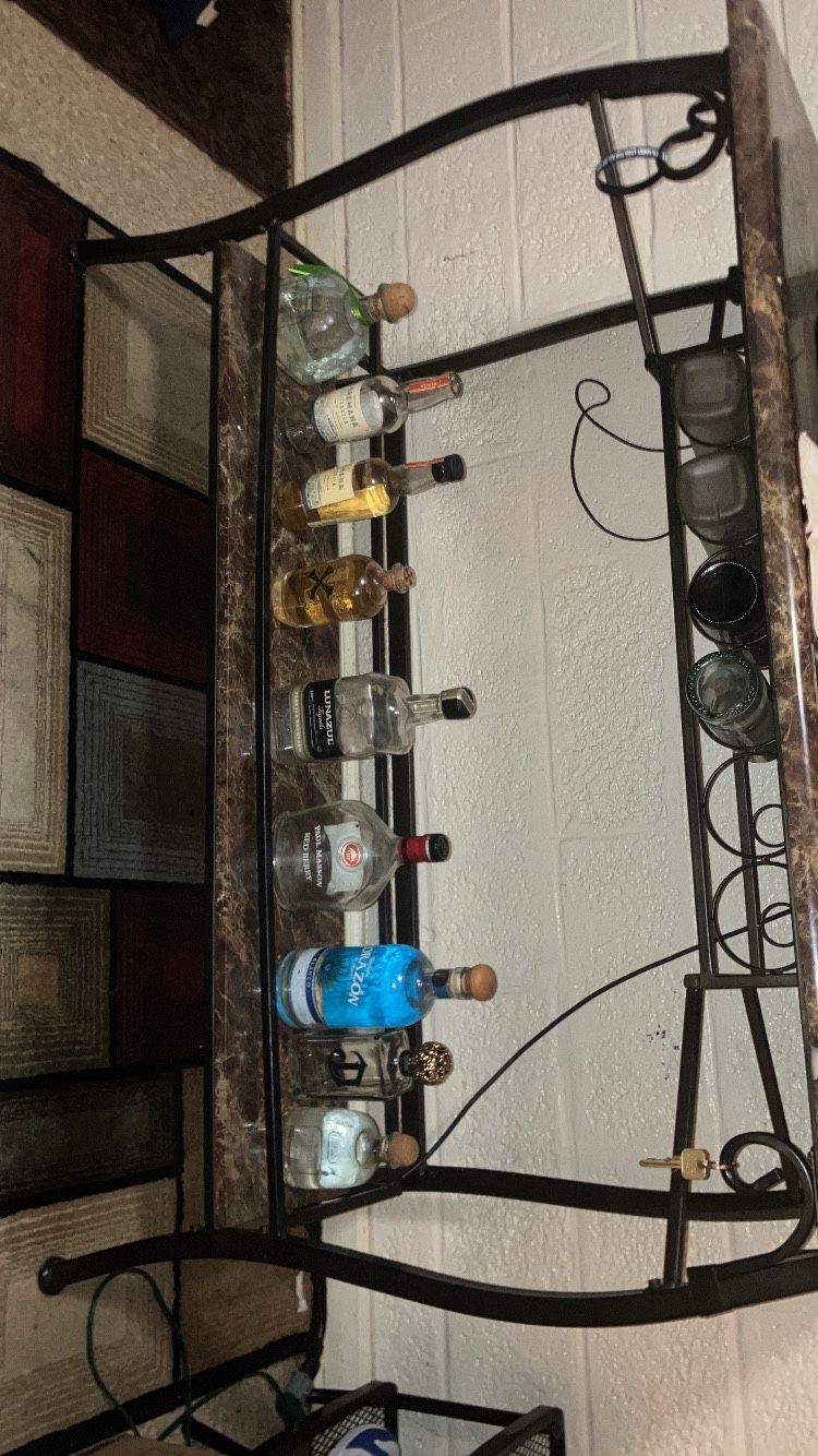 30$ For This Bar Set . It’s Brown Good Quality And Isn’t Cheap. But I Just Want To Get It Off My Hands Instead Of Throwing It Away