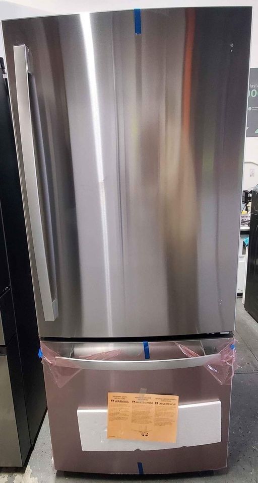 GE - 21.0 Cu. Ft. Bottom-Freezer Refrigerator - Stainless Steel Model# GDE21EYKHRFS