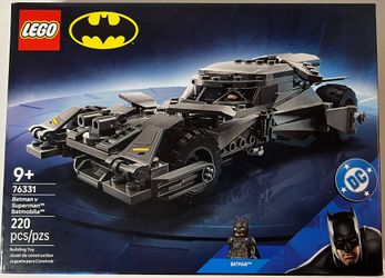 LEGO DC: Batman v Superman Batmobile (76331)