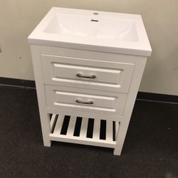 24” Vanity With Top