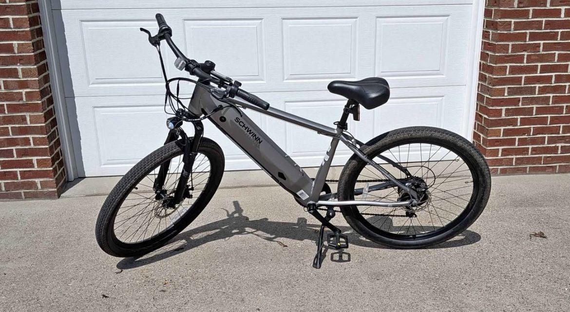 One year old Schwinn electric bicycle for Sale